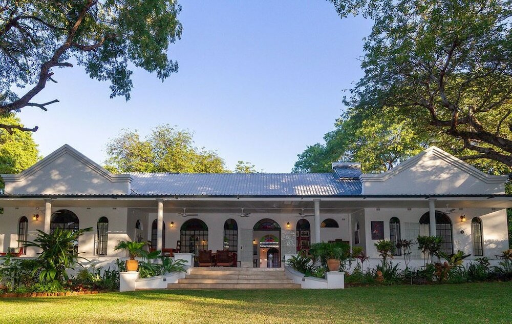 Фото The Courtney Lodge