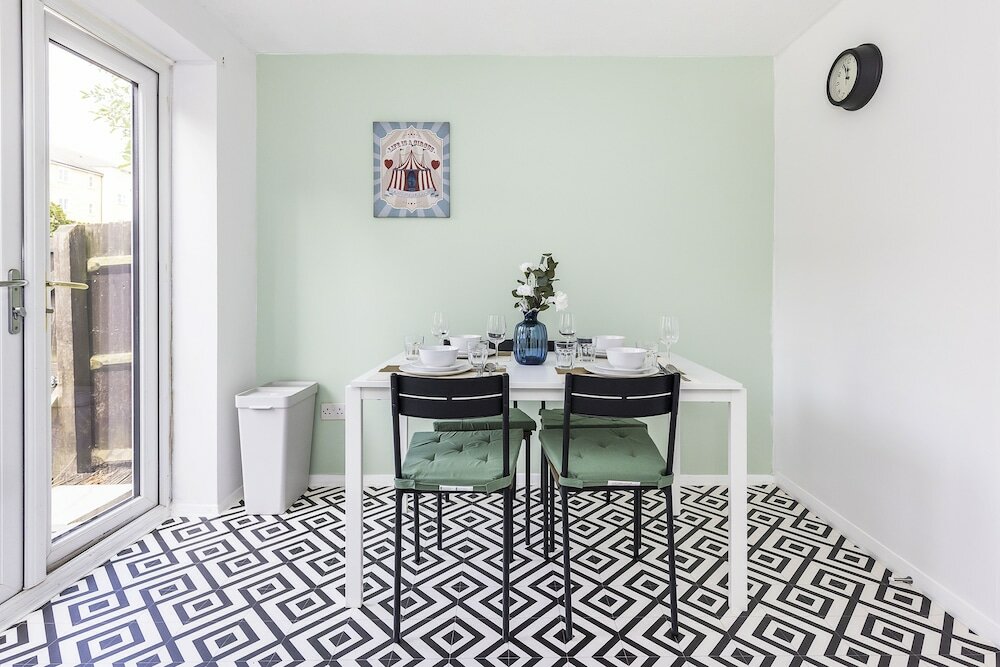 Фото Inglewood Hub London