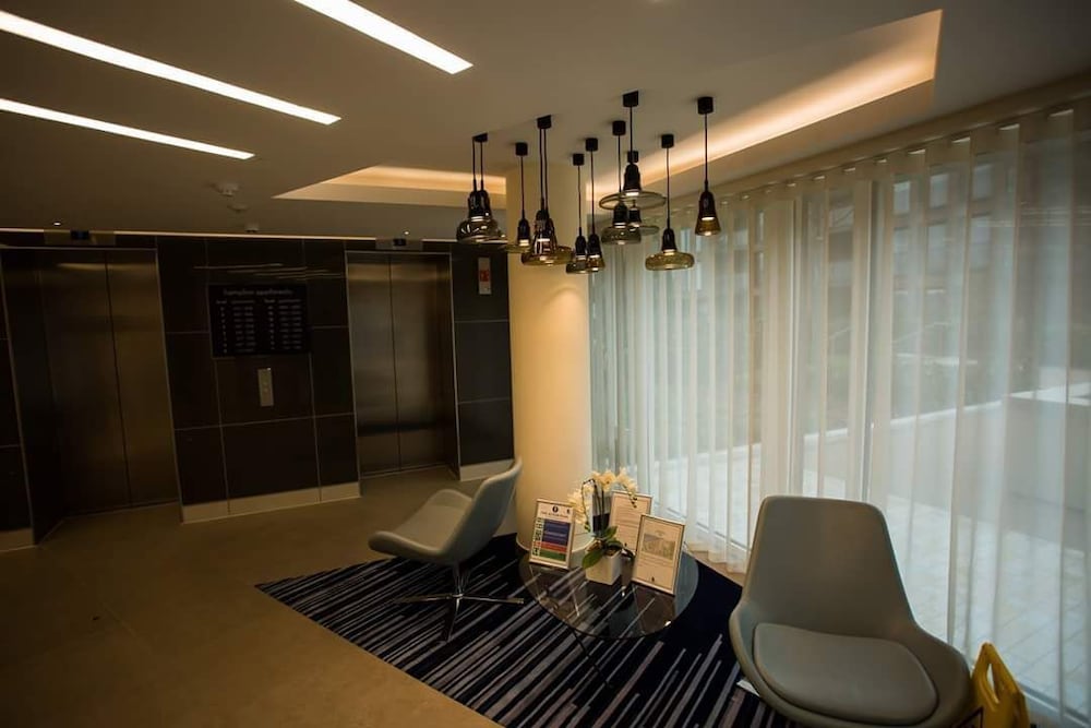 Фото Premium Woolwich 2 Bed Apartment