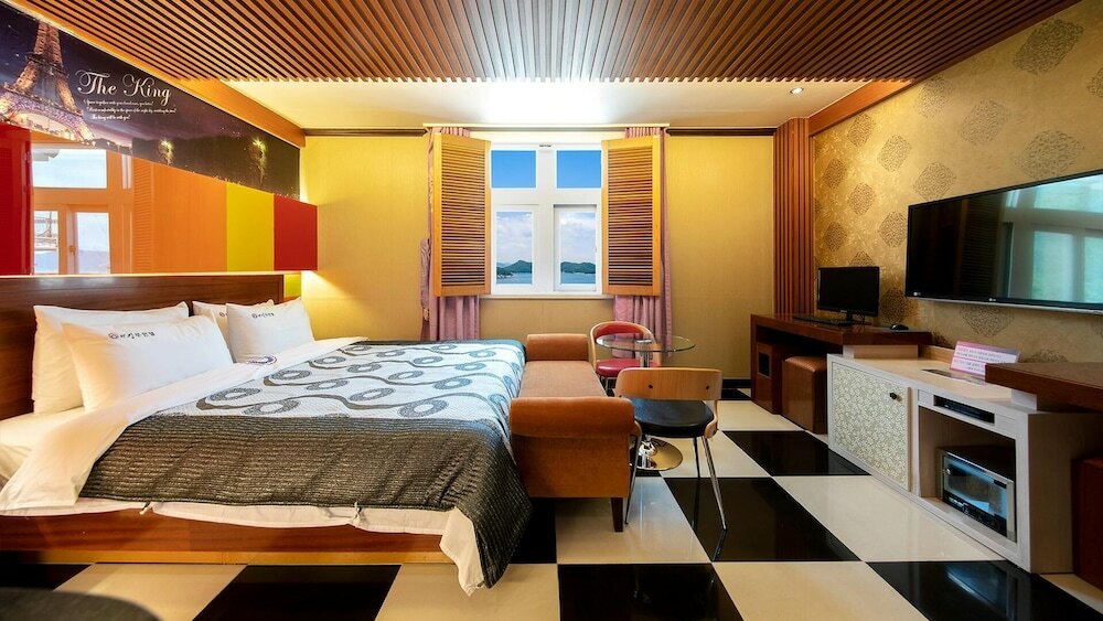 Фото Yeosu King Pension Tel