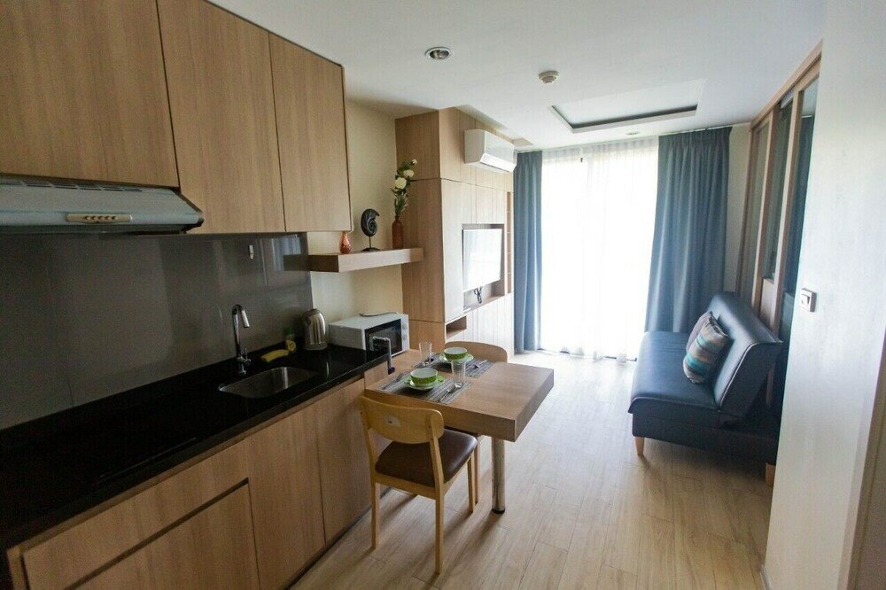 Фото The Chezz Condominium by Patsamon