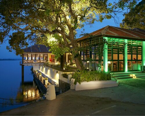 Гостиница Ekho Lake House Polonnaruwa в Полоннаруве