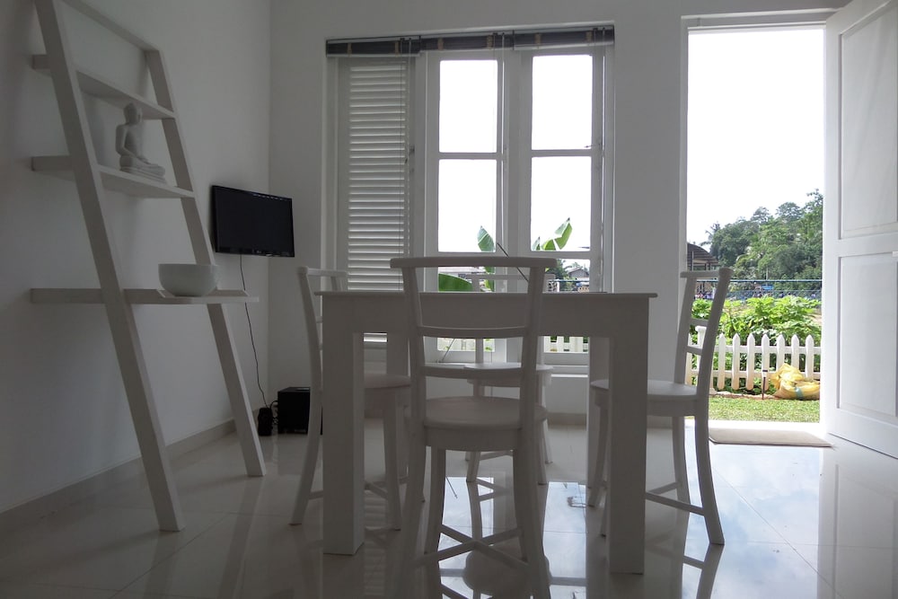 Фото White Villa Ambalangoda