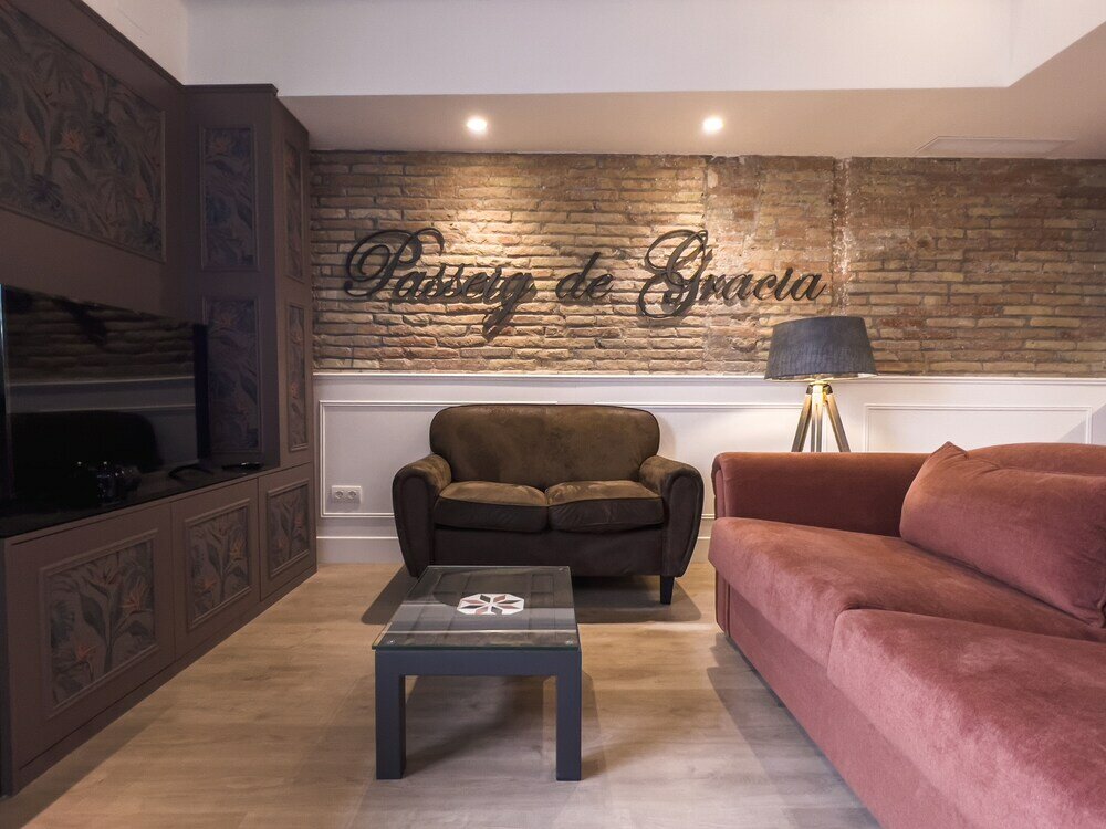 Фото Passeig de Gracia by Enjoybcn