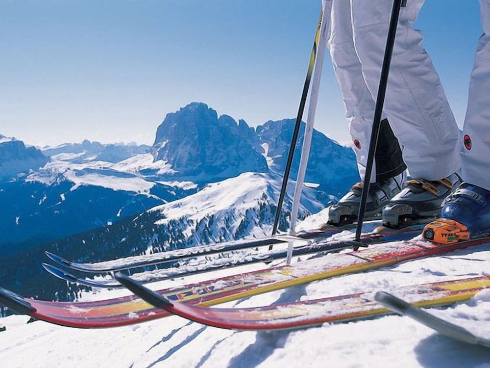 Фото Hotel Mirabel