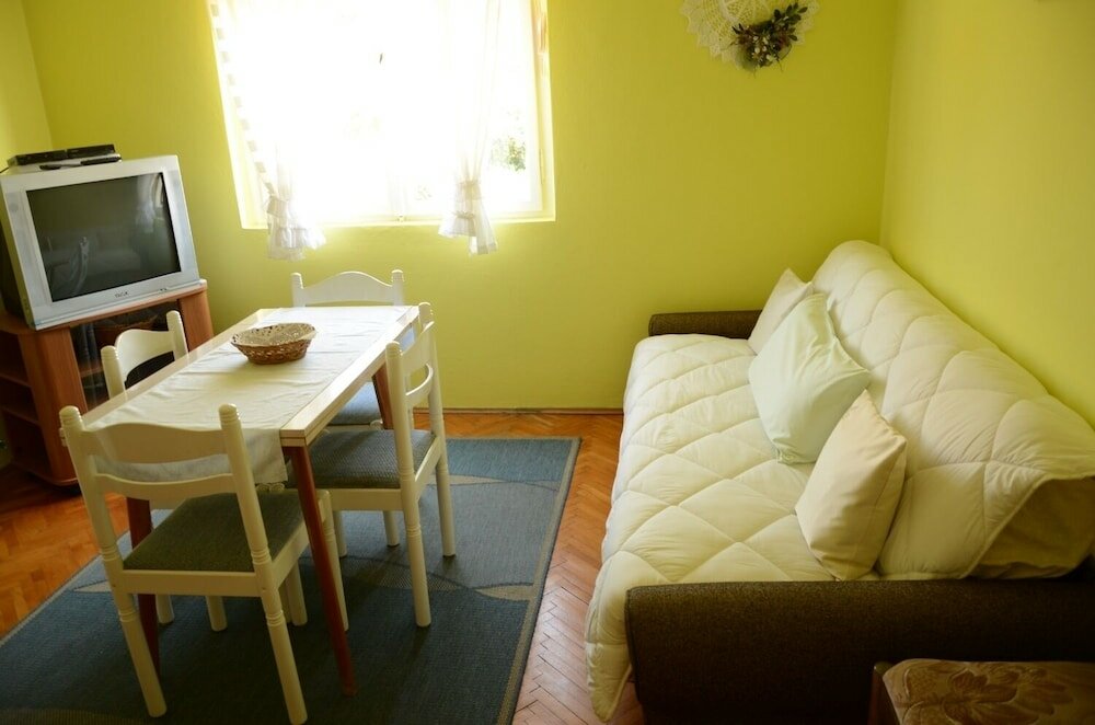 Фото Miljenko - 150 m From Beach - A2