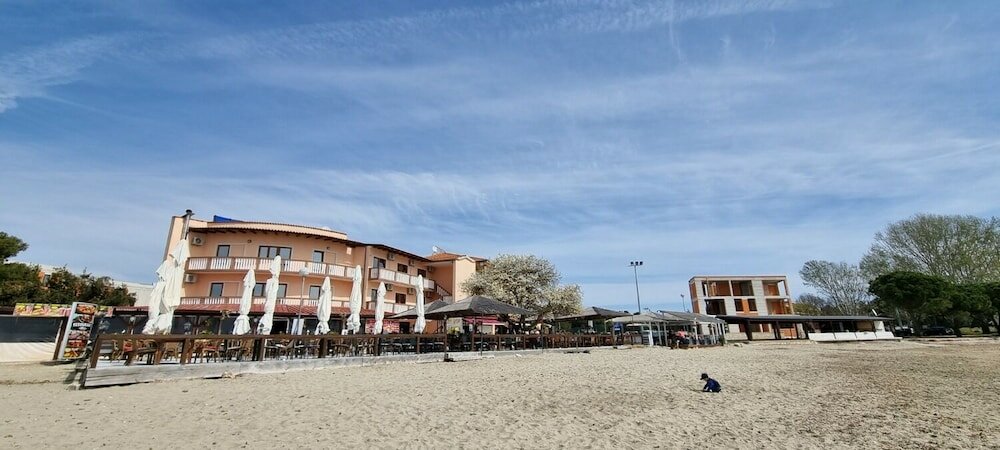 Фото Mark - 10 m From sea - A4