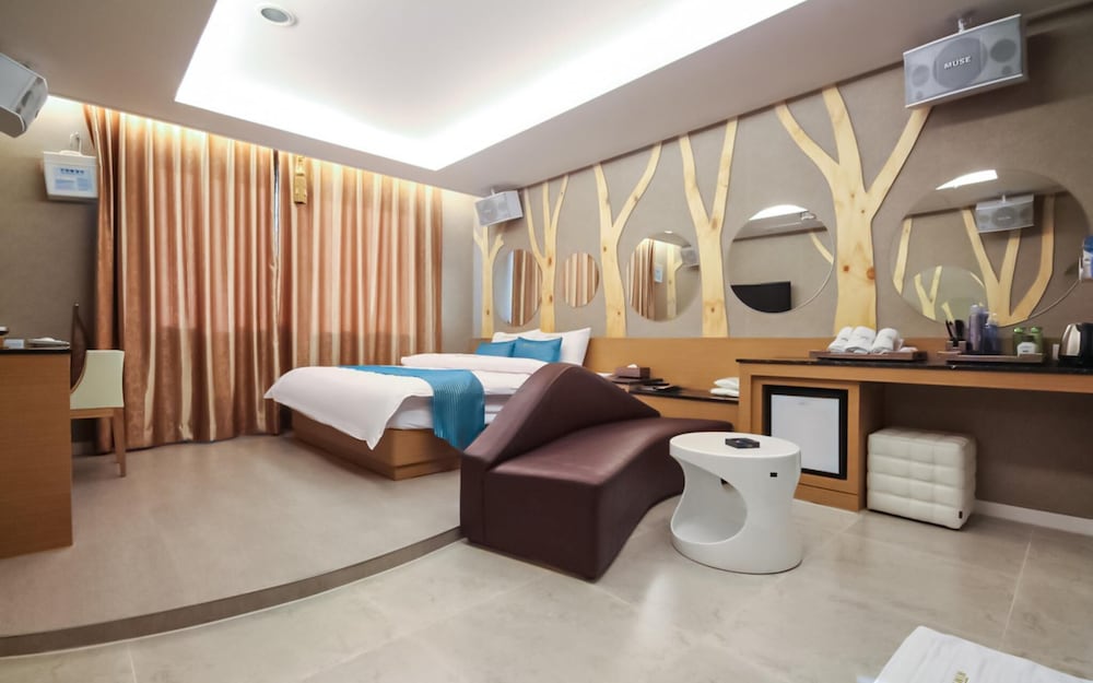 Фото Changwon Sangnamdong Mtm