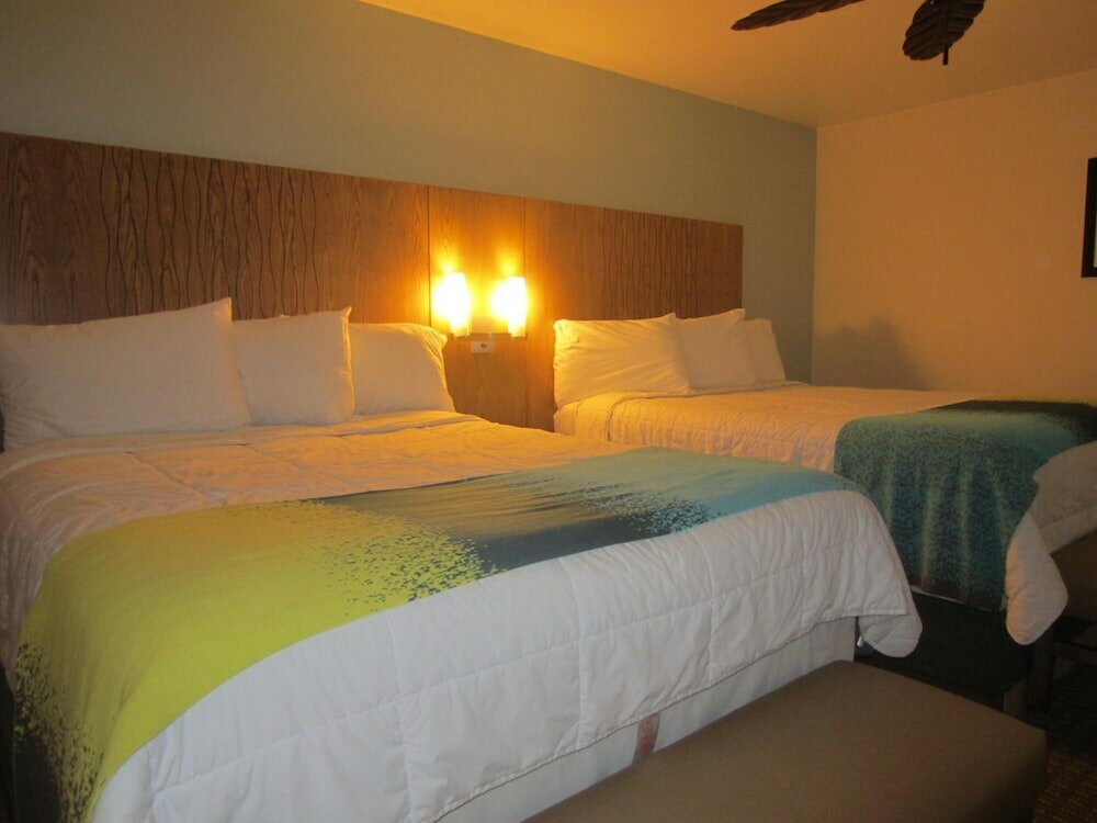 Фото Pb Surf Beachside Inn