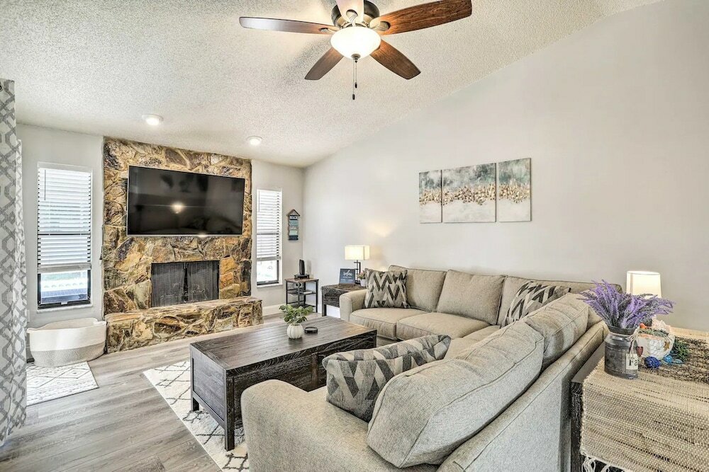 Фото 12762 98th St