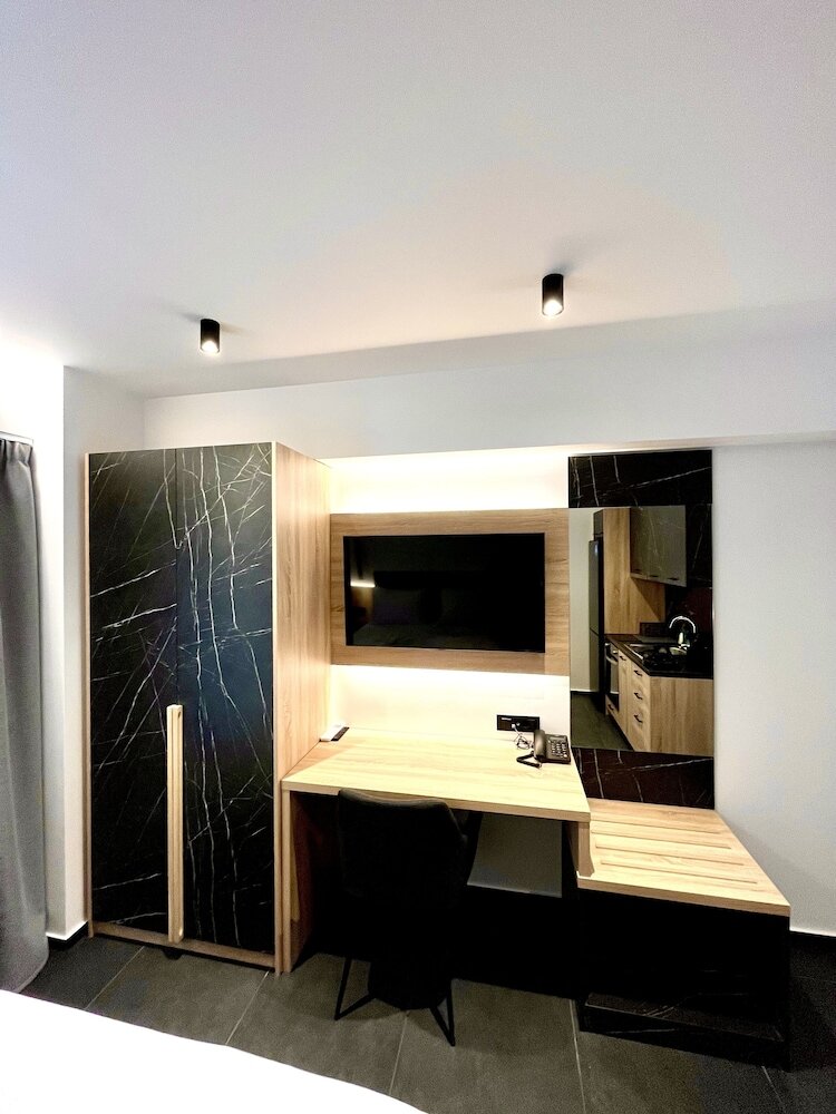 Фото City Hill Luxury apartments