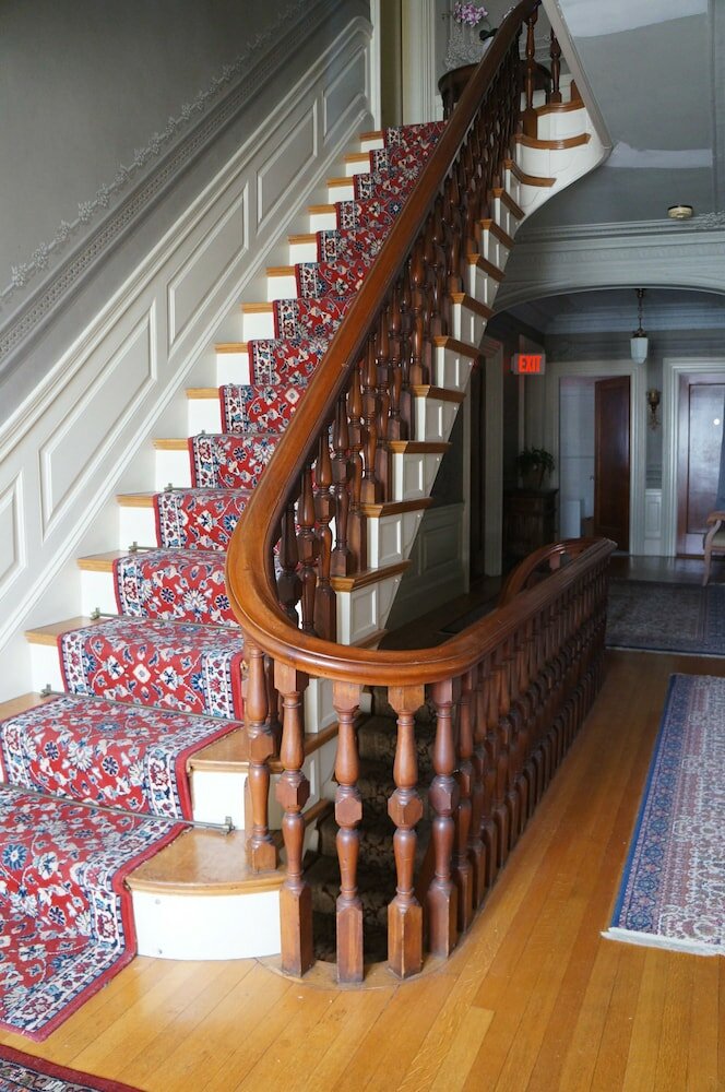 Фото The Silver Fountain Inn