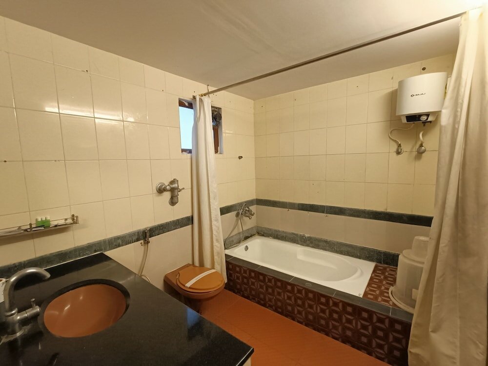 Фото Gt Grande Hotel-Near Us Consulate