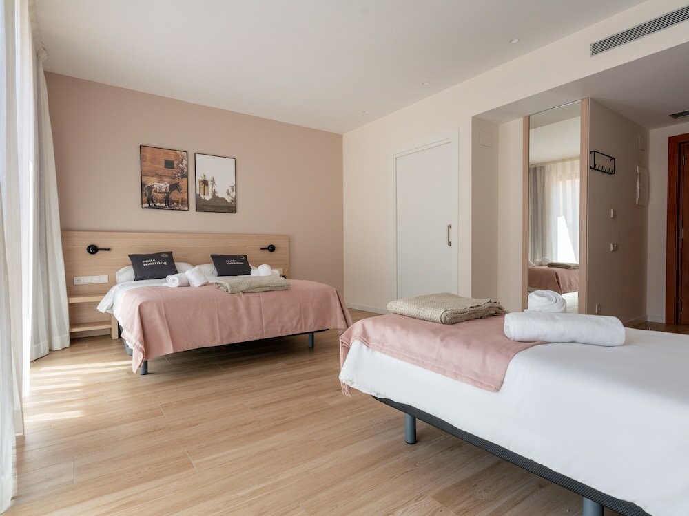 Фото Limehome Barcelona