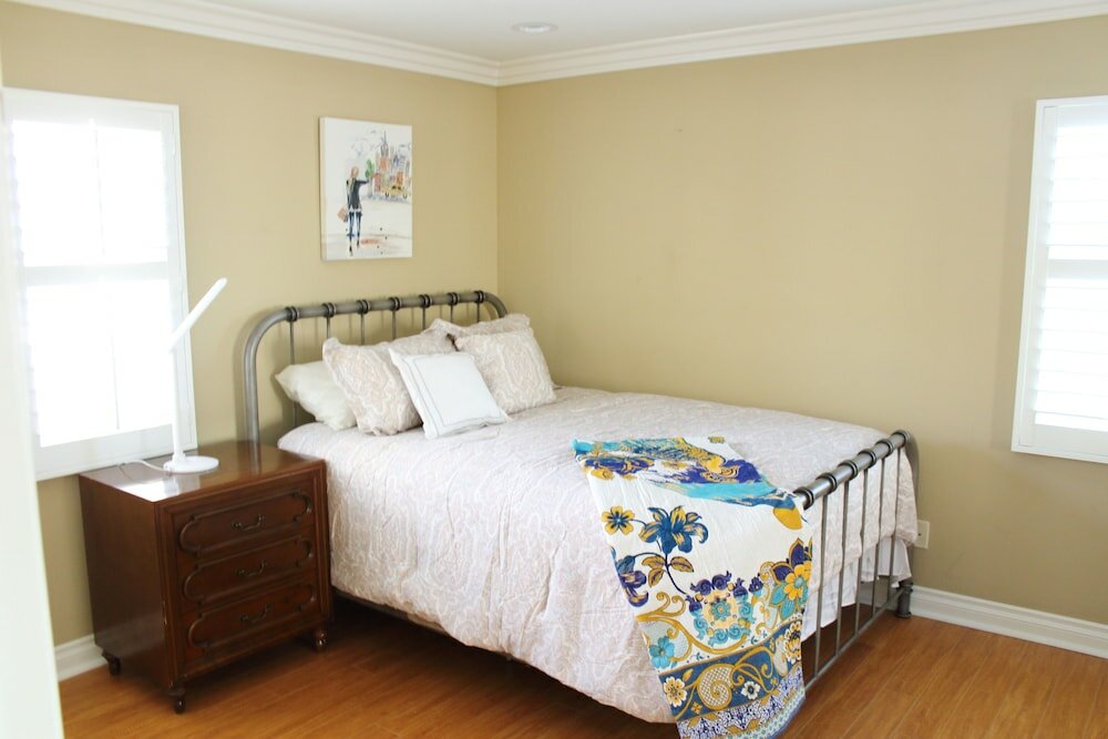 Фото Irvine Property 1