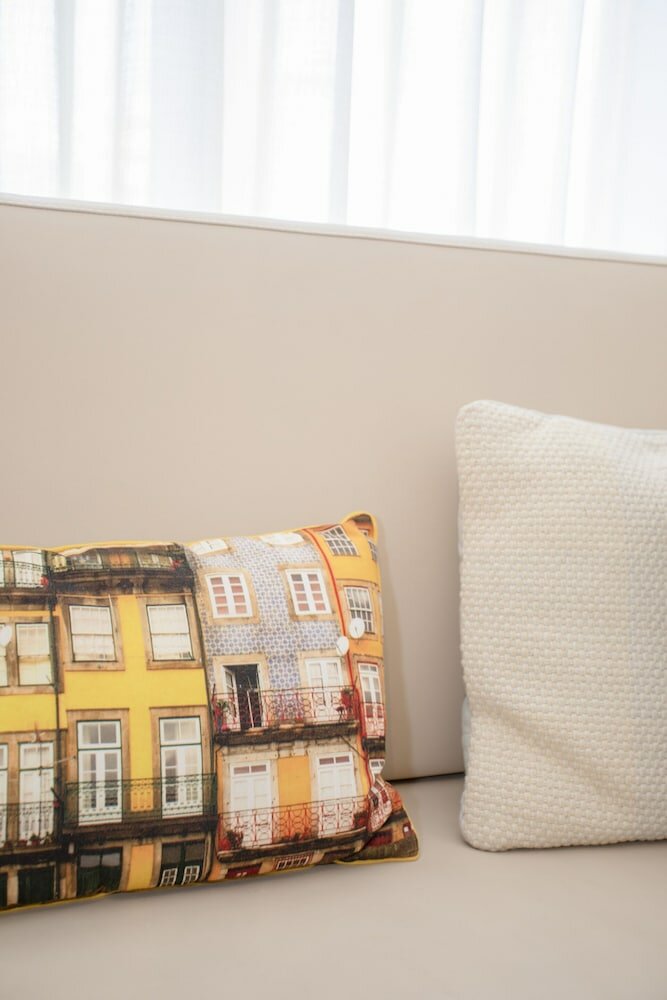 Фото Liiiving in Porto Light Spacious Apartment