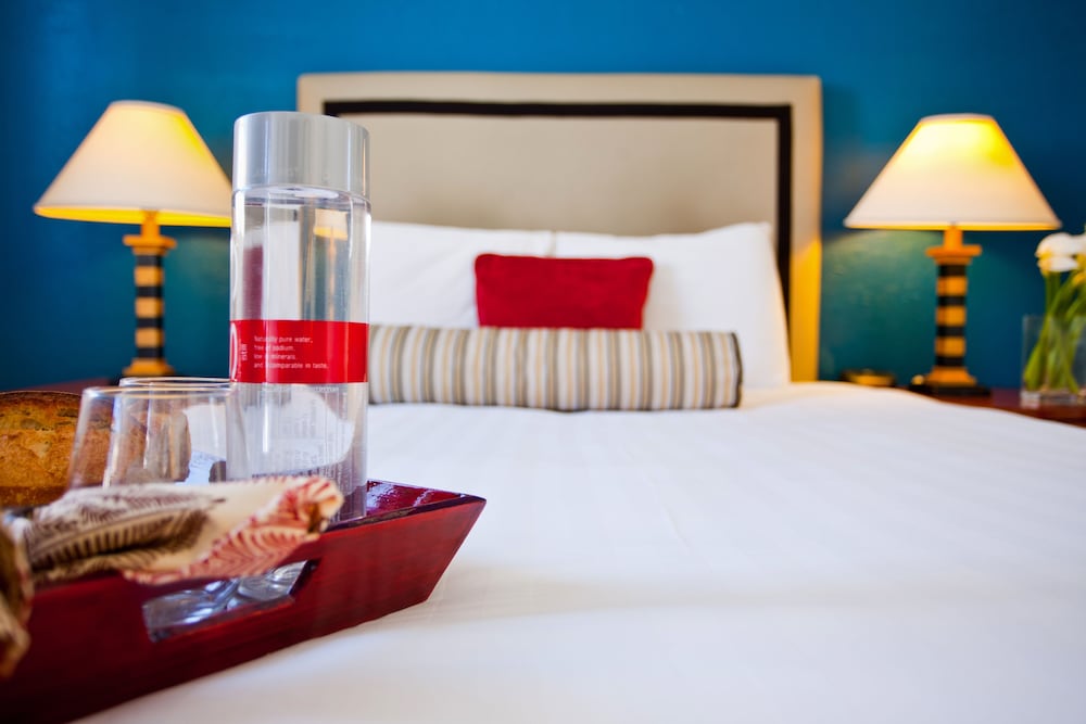Фото Alpine Inn And Suites