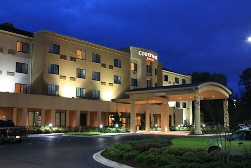 Гостиница Courtyard Marriott Vicksburg