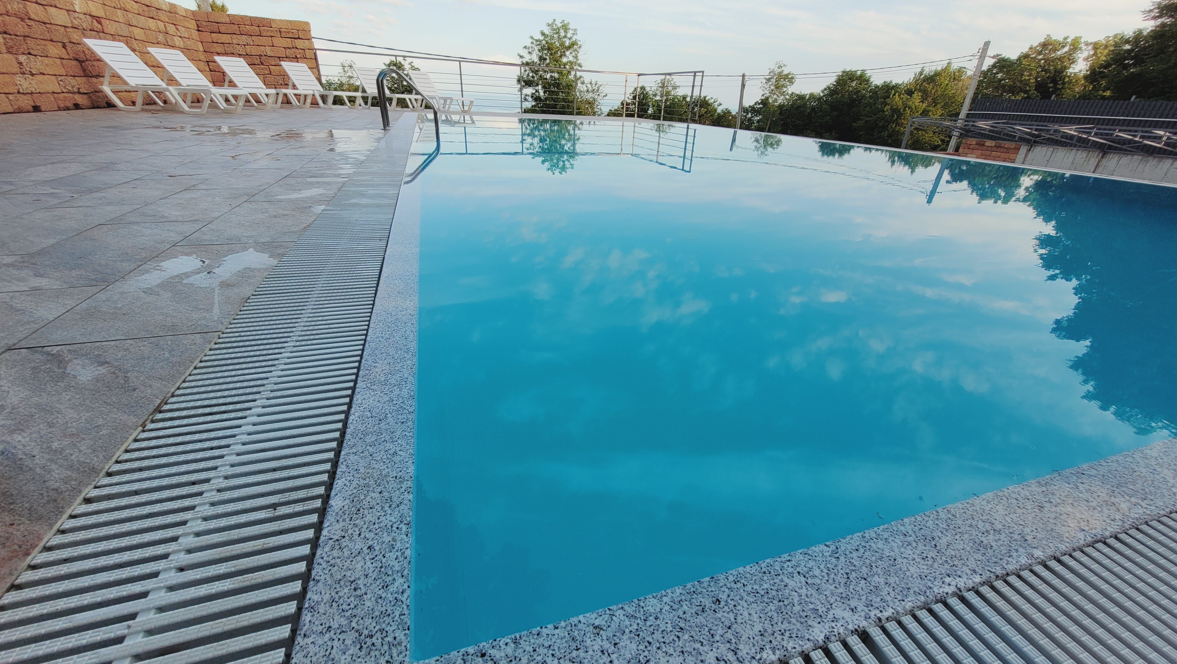 Фото Морелес