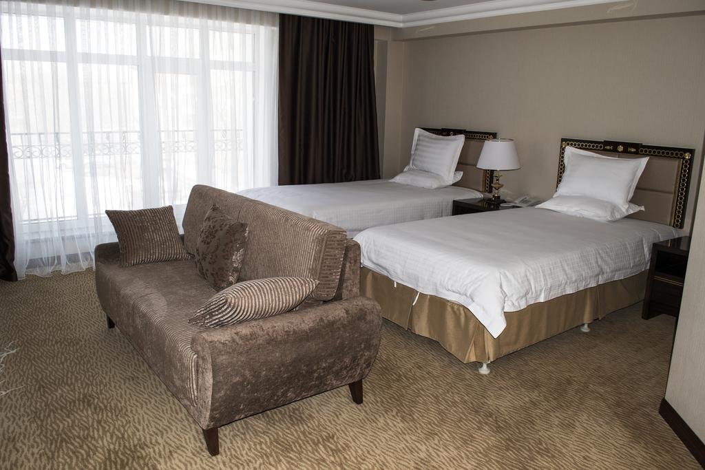 Фото Shiny River