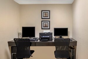 Гостиница Best Western Salisbury Plaza