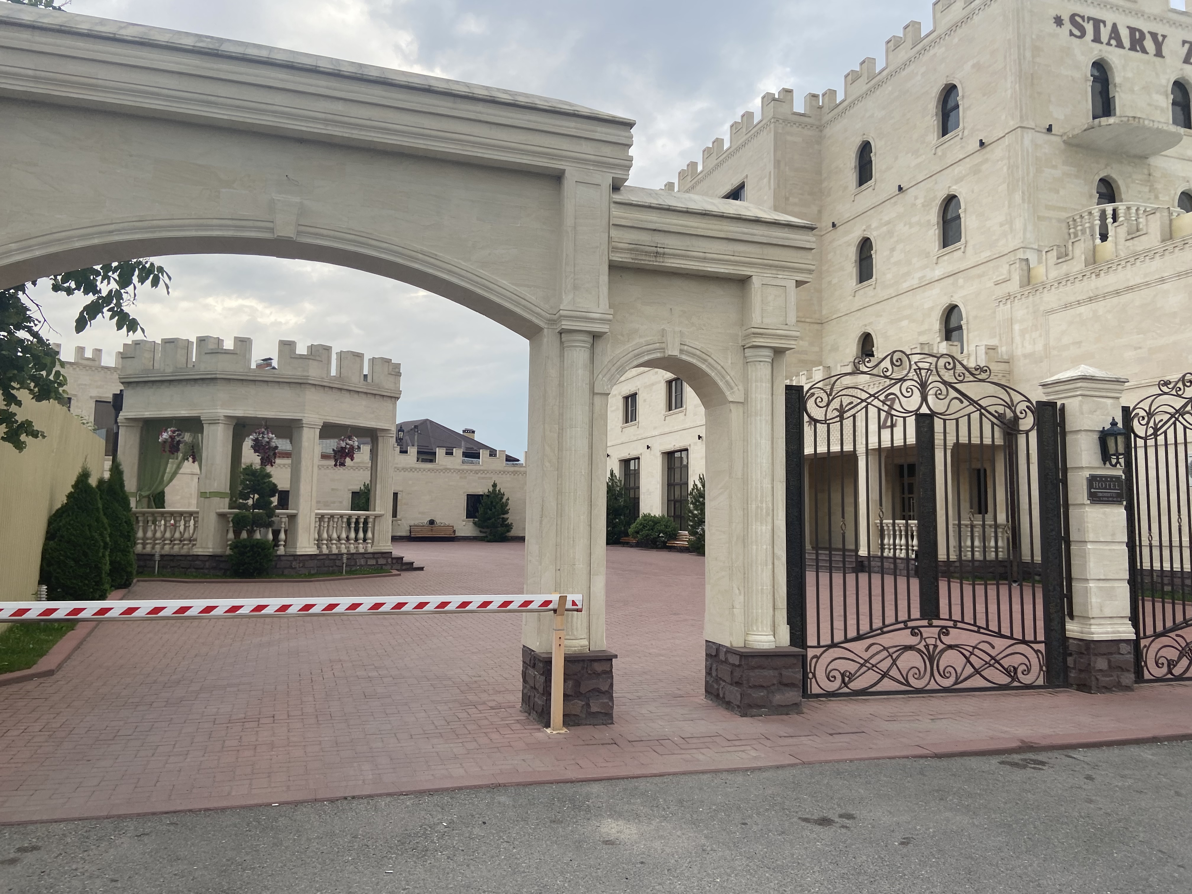 Фото Старый замок