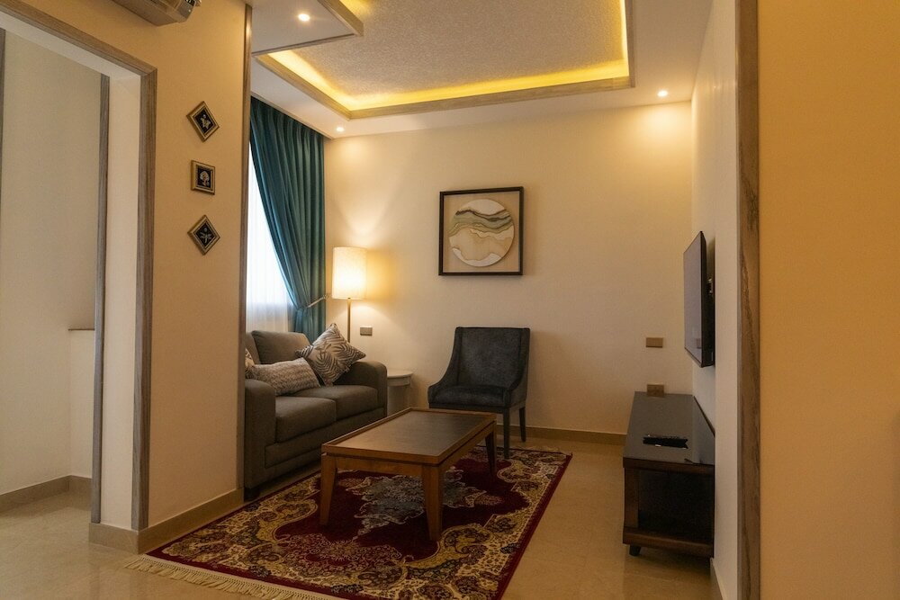 Фото Petra Canyon Hotel