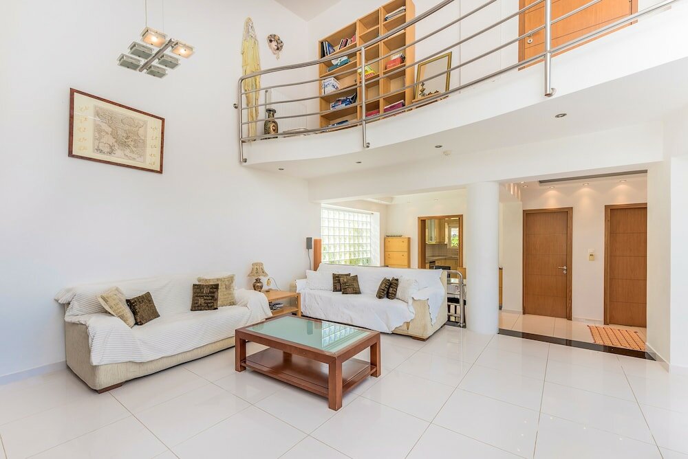 Фото Aeonian Mansion