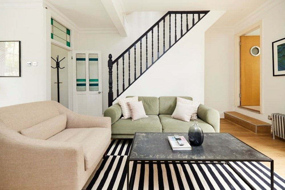 Фото The London Getaway - Seductive 3bdr House With Garden