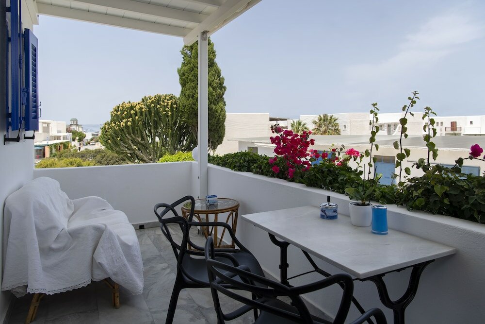 Фото Ricos Two bedroom House - Naoussa Paros