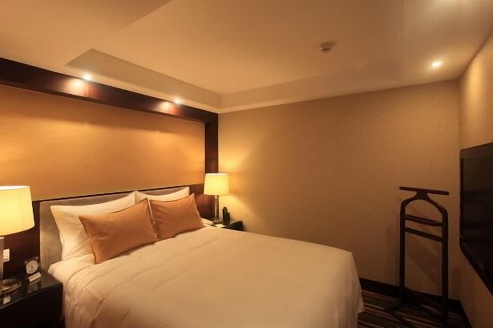 Фото Leeden Hotel Guangzhou