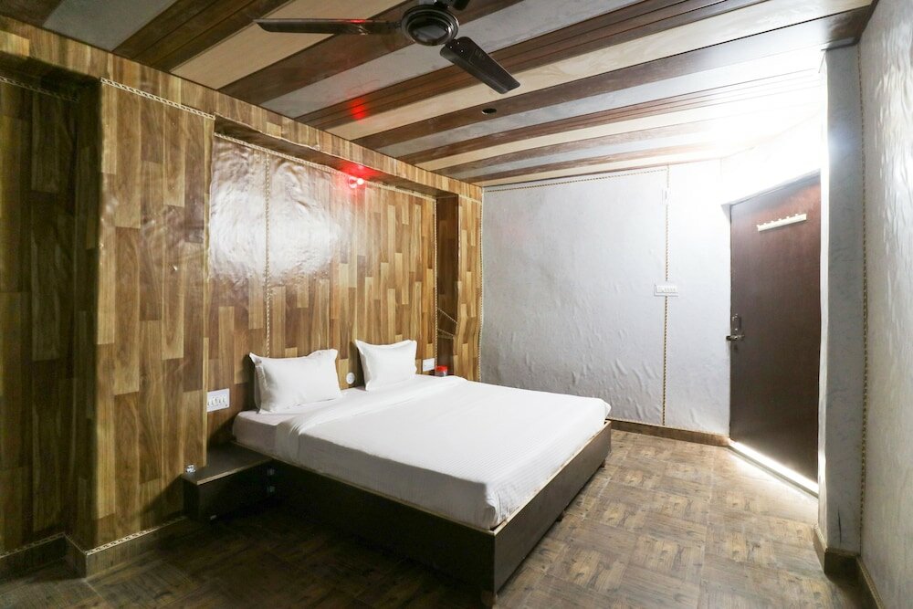 Фото Spot On 49126 Silent Valley Appartments