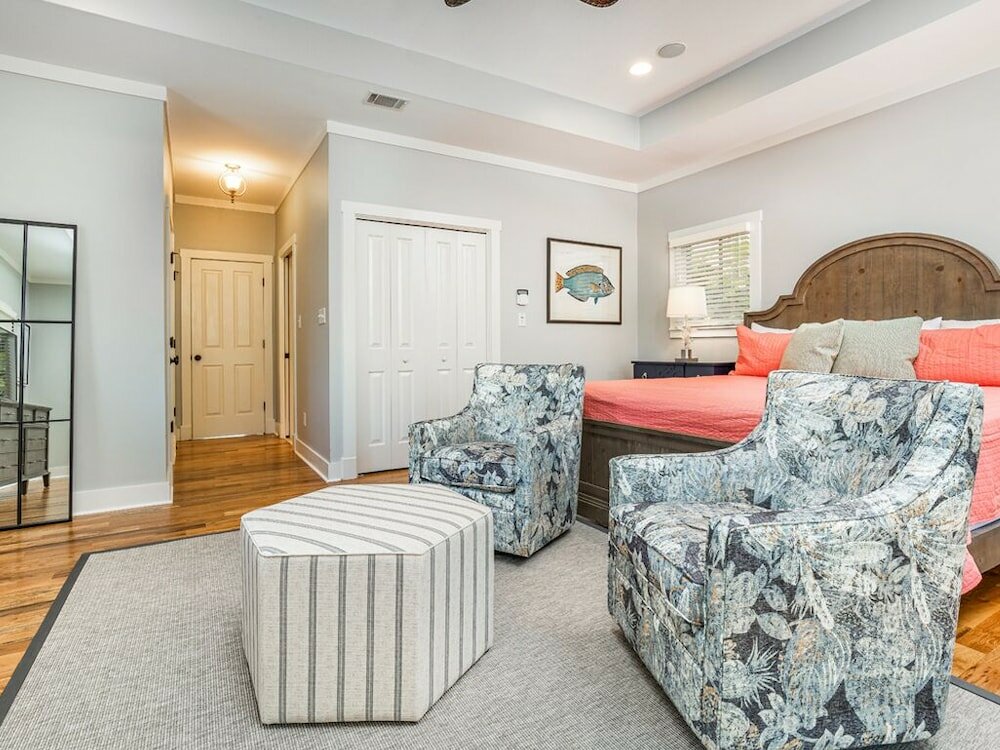 Фото 2nd To None