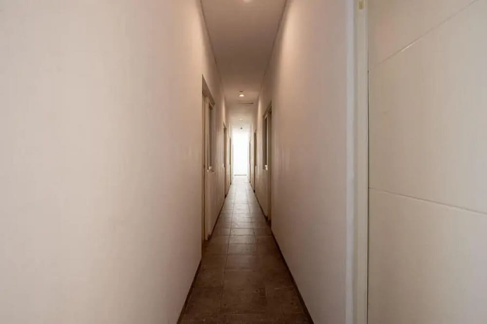 Фото RedDoorz near Kaza Mall Surabaya