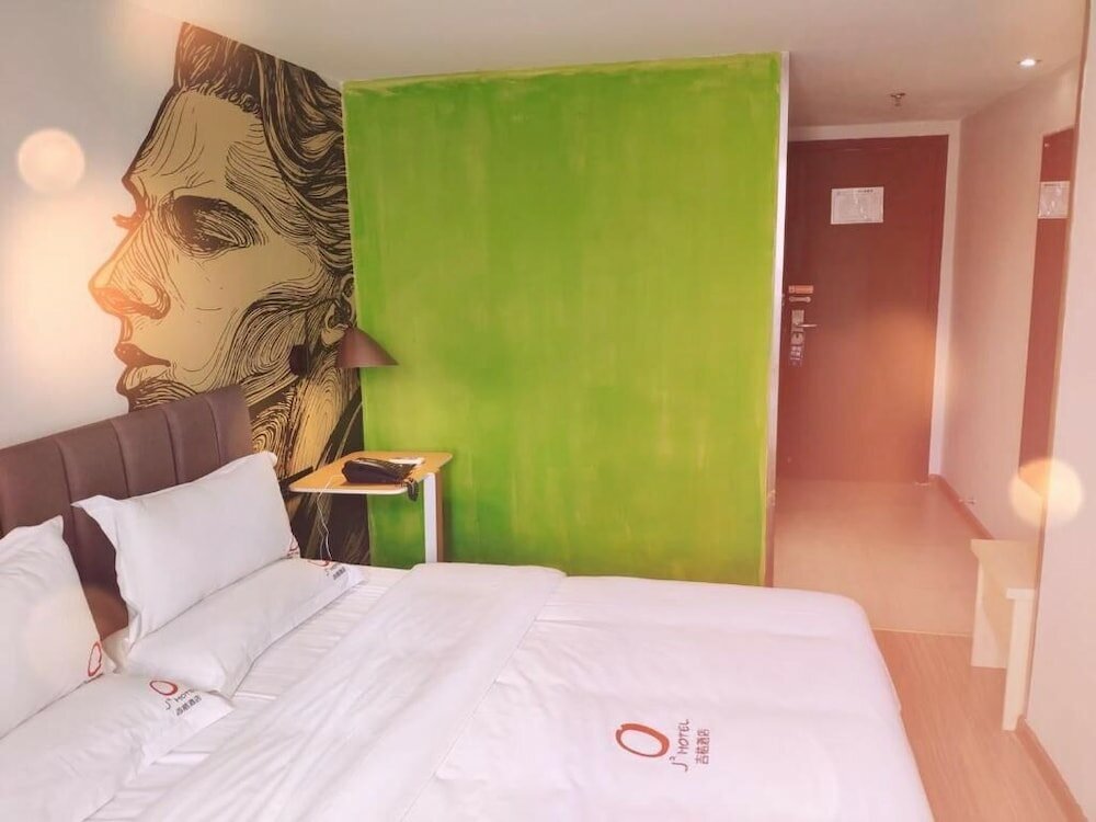 Фото Life Yajo Hotel