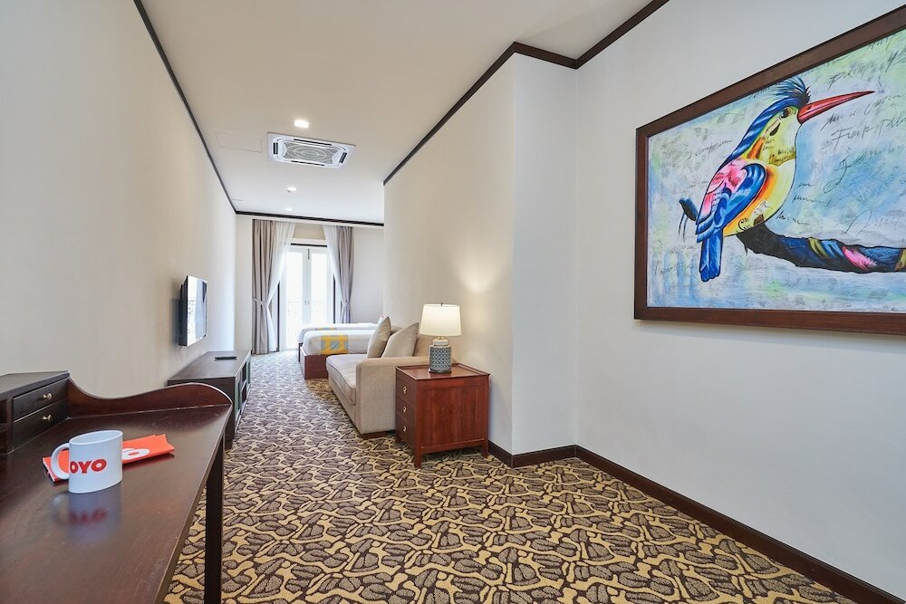 Фото Oyo Home 89377 The Platinum Suites
