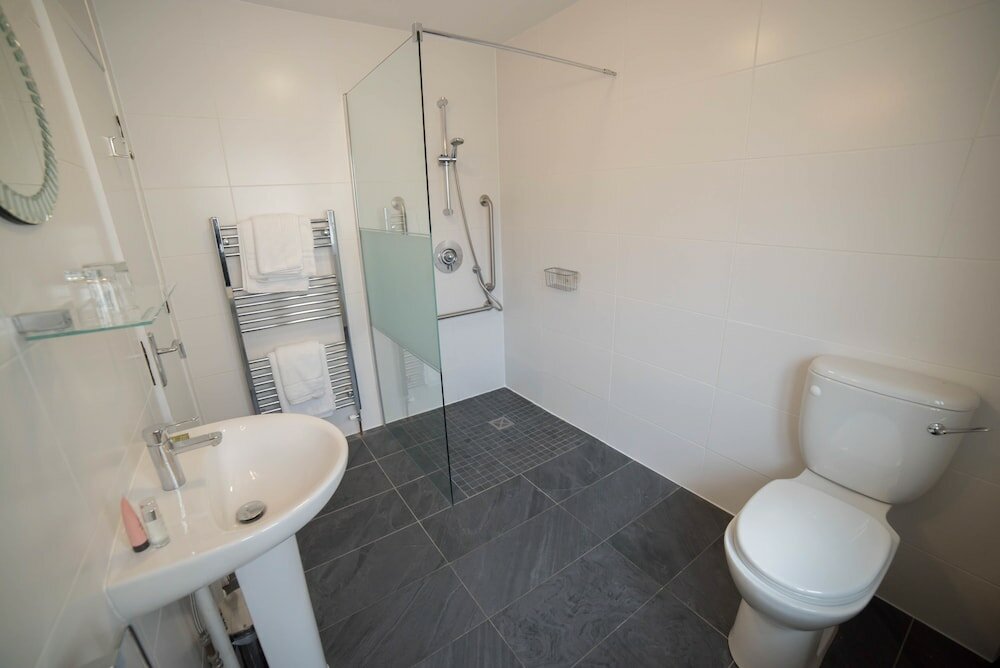 Фото Red Mullions Guest House