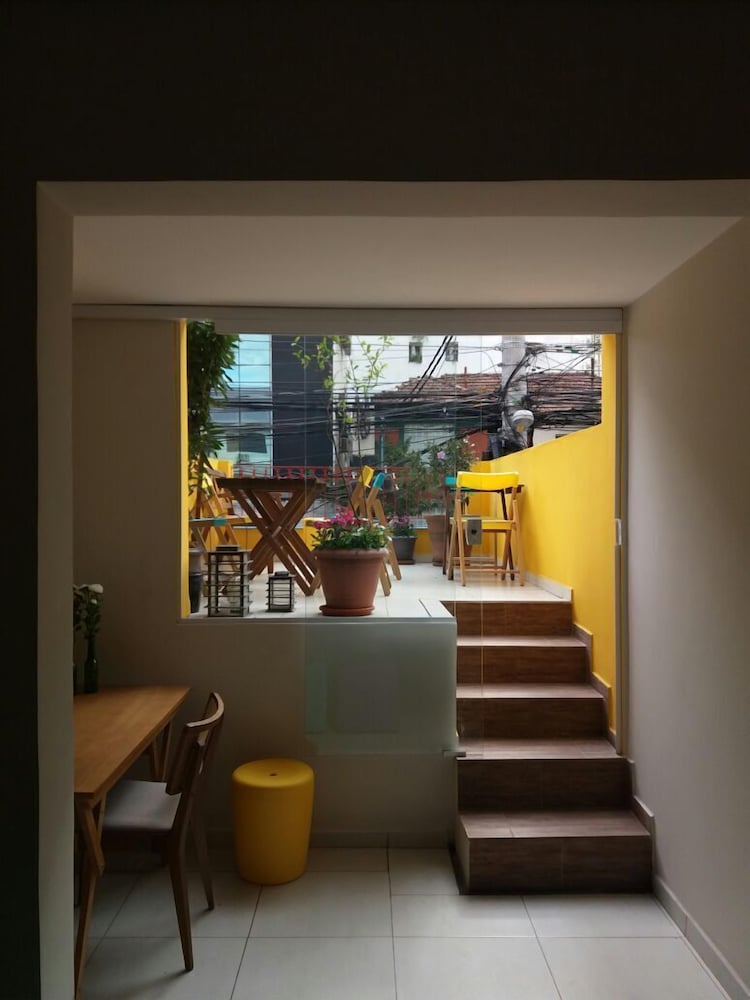 Фото Hostel California Cafe Bar