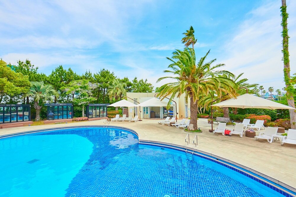 Фото Bloom Hotel