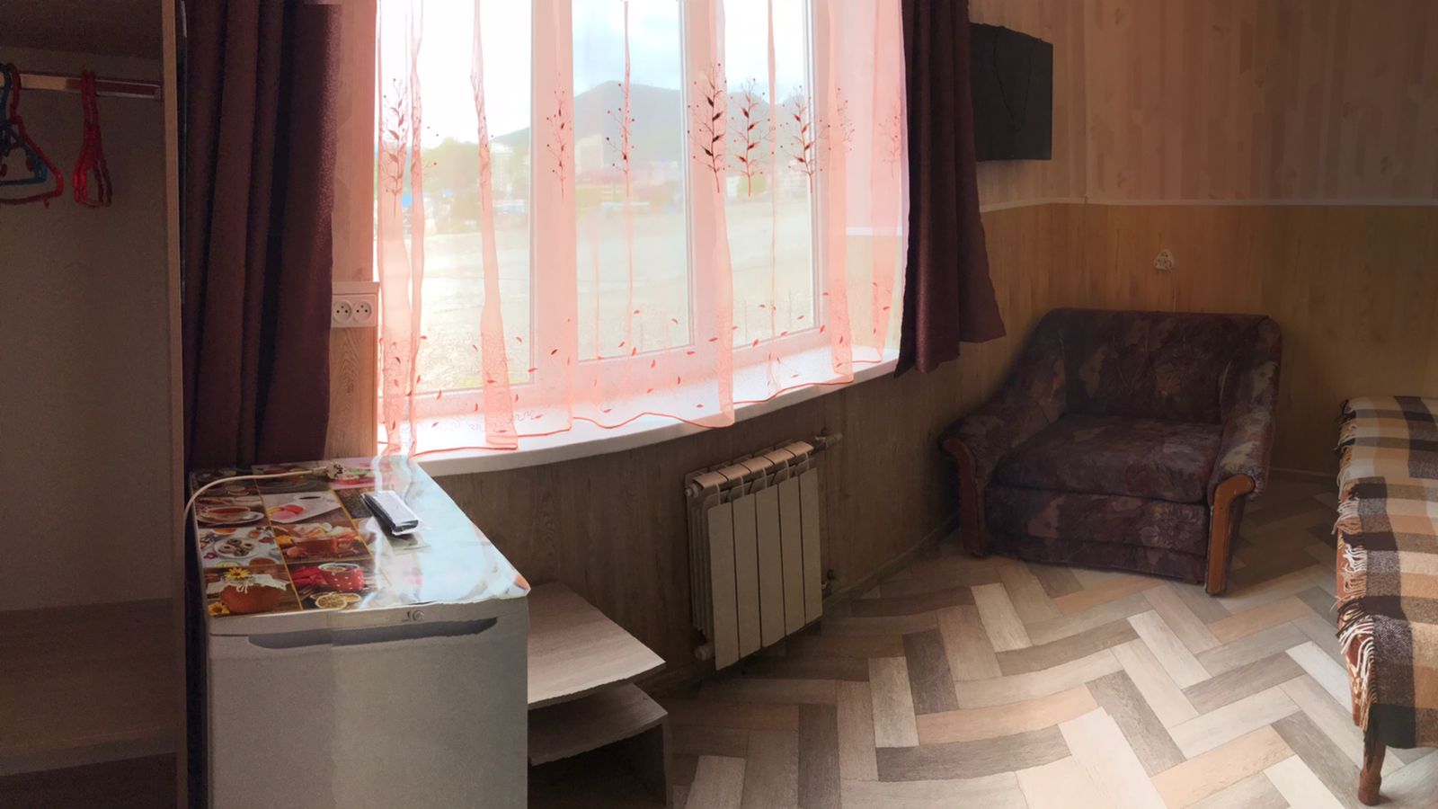 Фото Дом на берегу горной реки