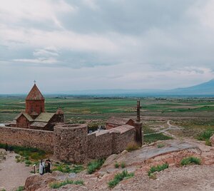 Монастырь Хор Вирап (Н-11), армянский монастырь в Области Арарат