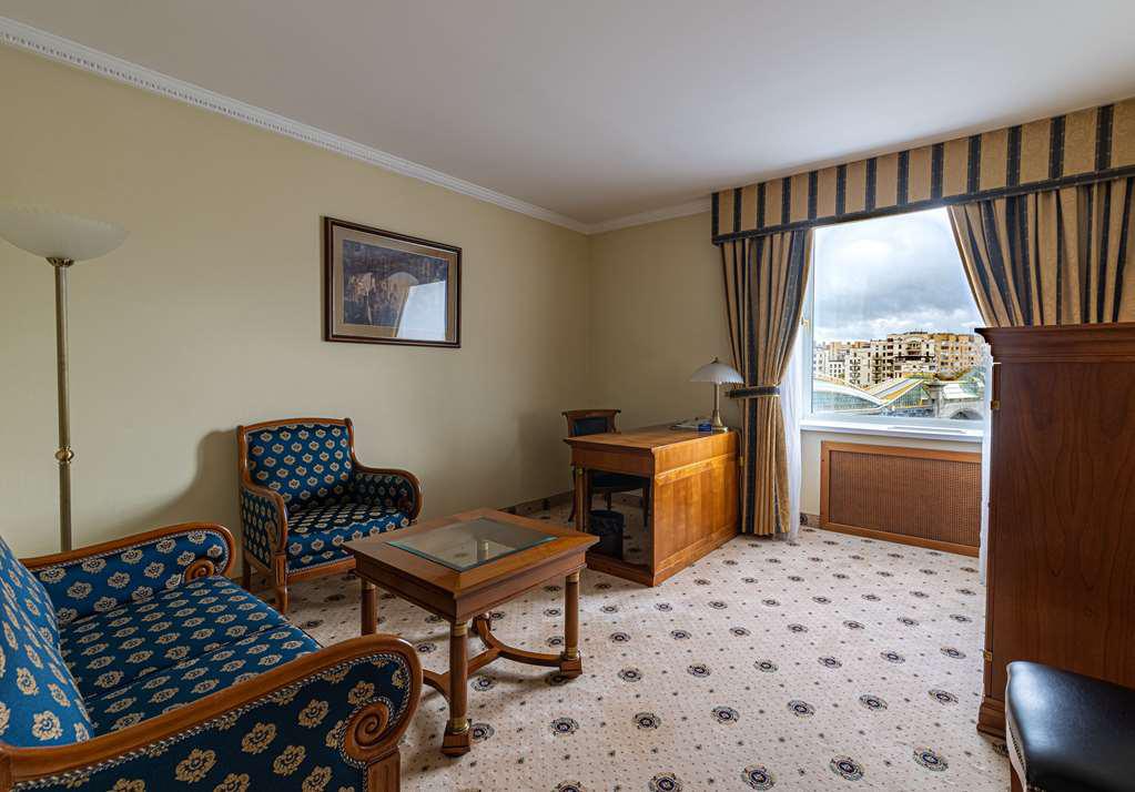 Фото Рэдиссон Славянская