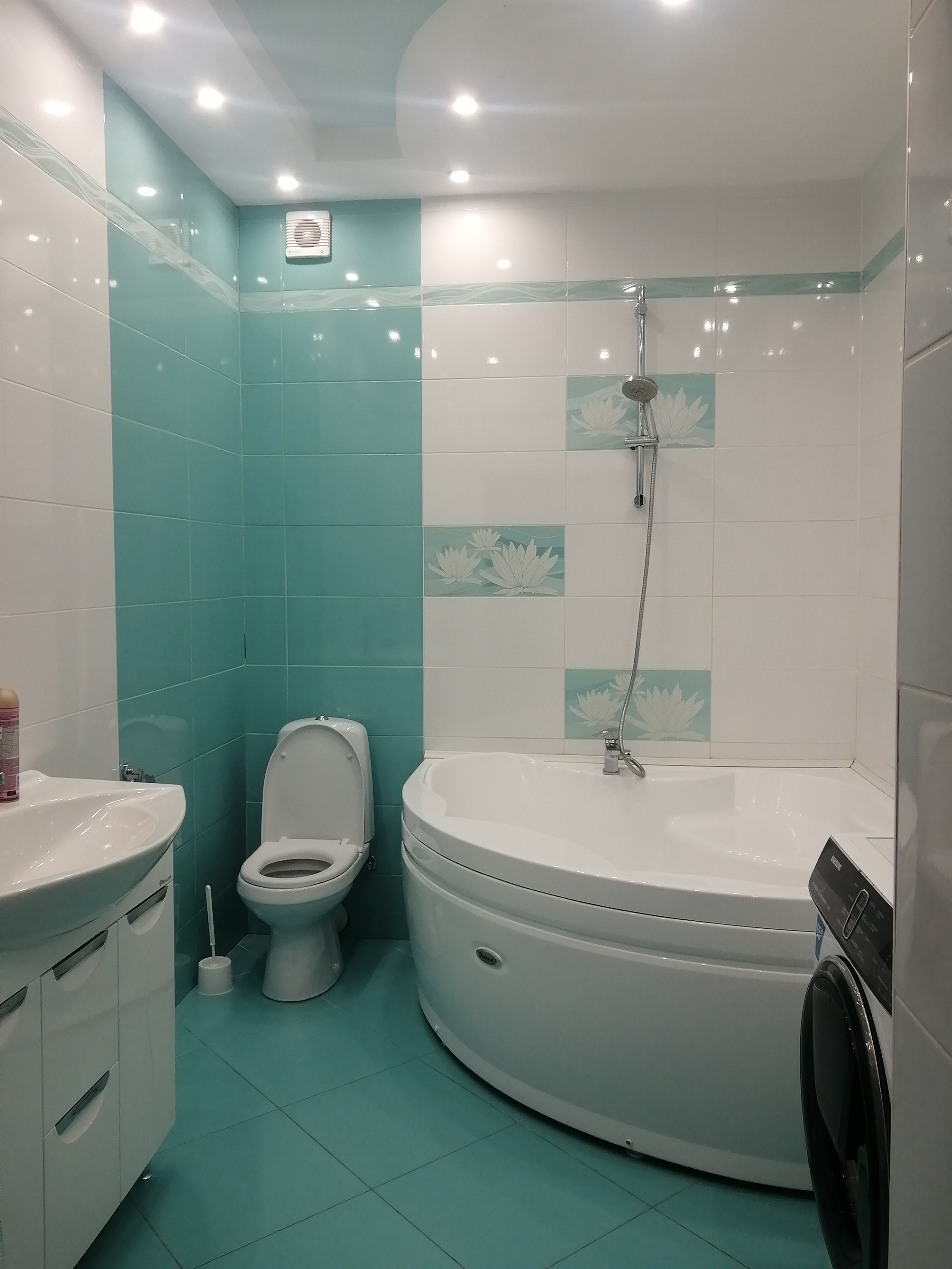 Фото Дом у пруда