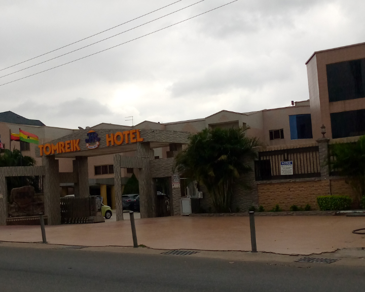 Фото Tomreik Hotel