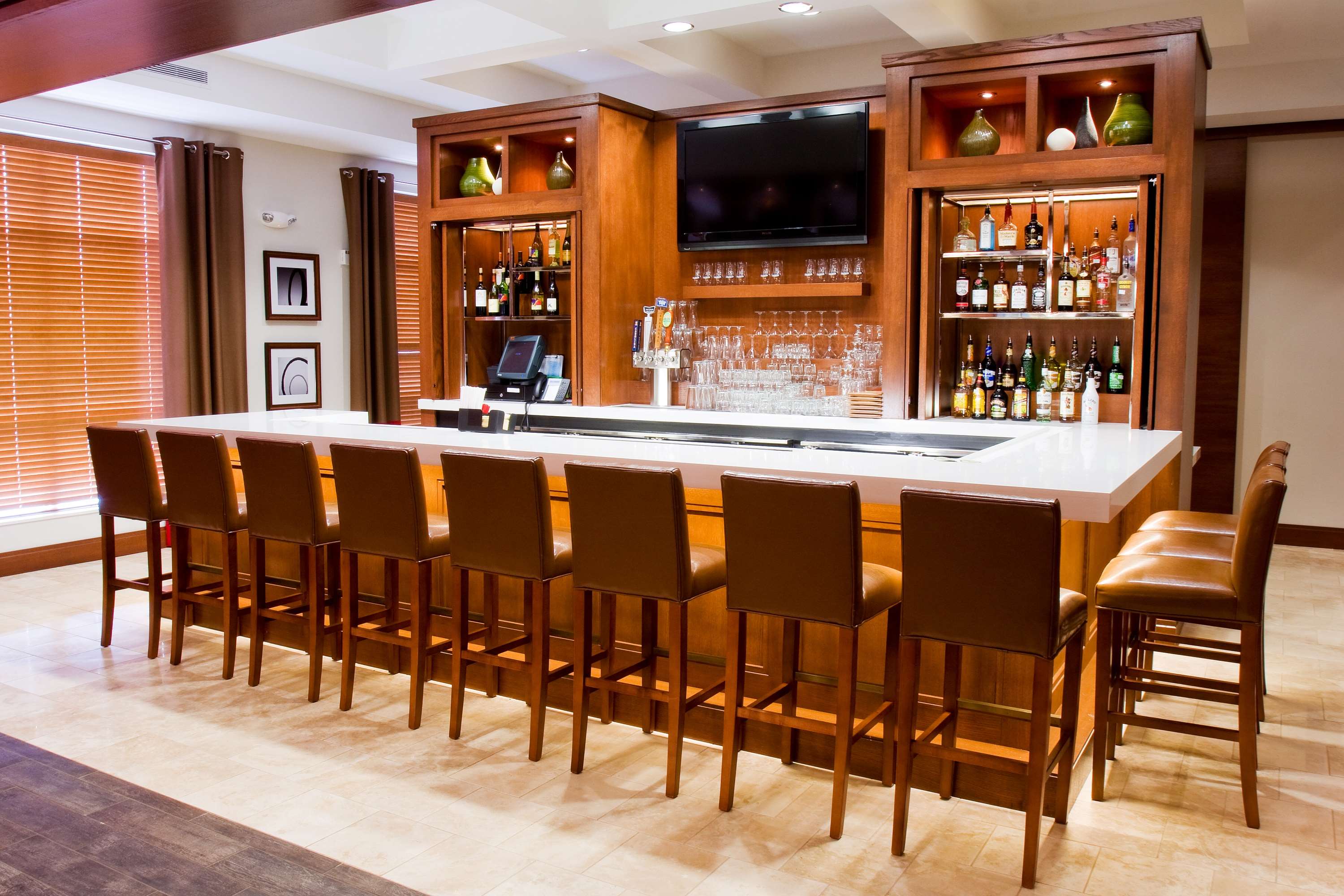 Фото Hilton Garden Inn Raleigh-Cary