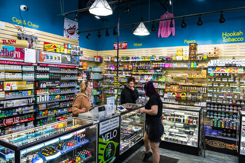 Burnsville Smoke Shop, tobacco and smoking accessories shop, Minnesota,  Dakota County — Yandex Maps