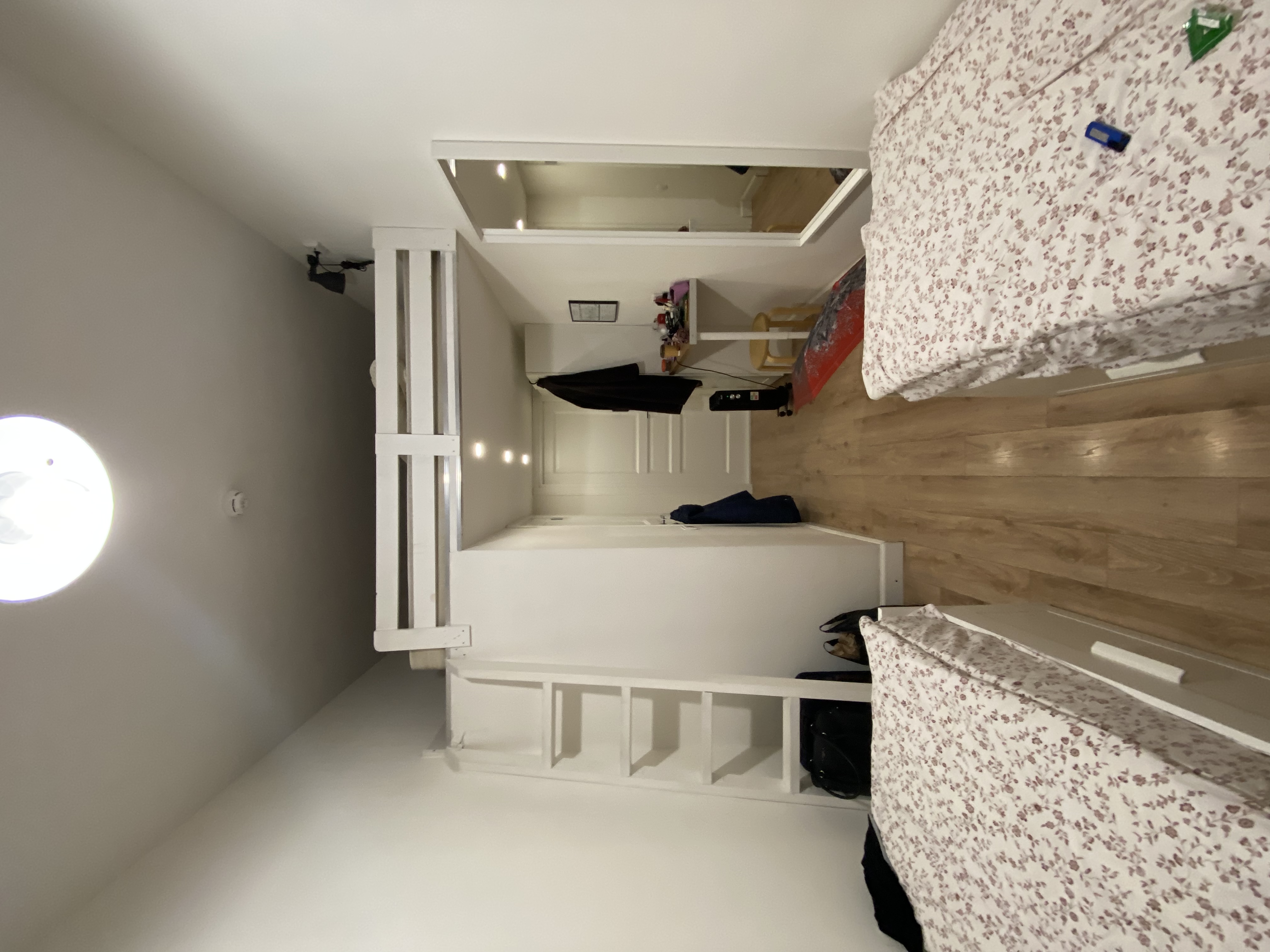 Фото Bigland House