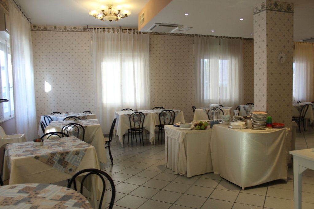 Фото Hotel Mon Reve