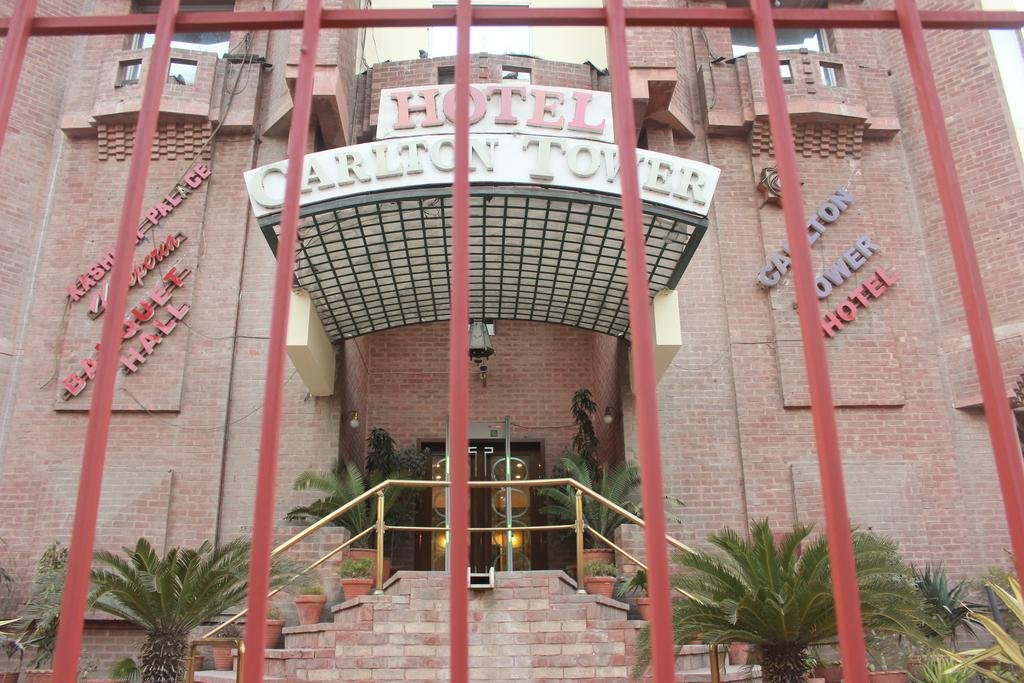 Фото Carlton Tower Hotel Lahore