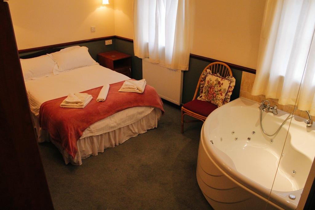 Фото The Lugger Inn